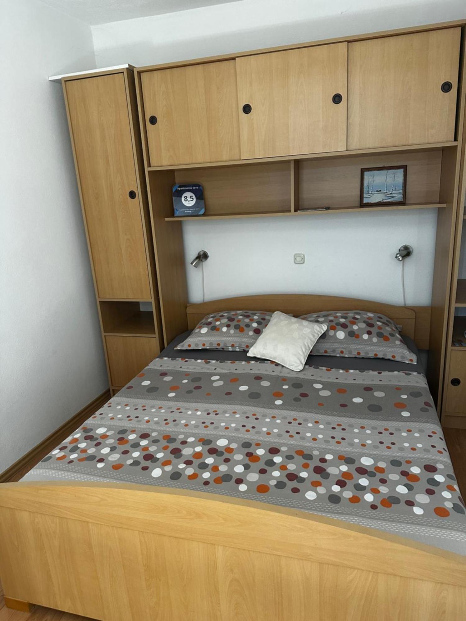 Apartments Sevo โตรกีร์ ภายนอก รูปภาพ