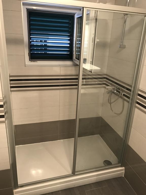 Apartments Sevo โตรกีร์ ภายนอก รูปภาพ